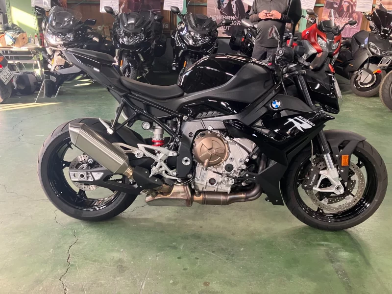 BMW BMW S1000R