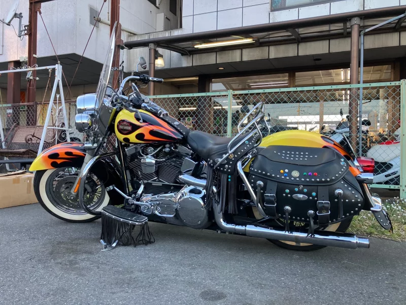 Harley-Davidson HARLEY FLSTC