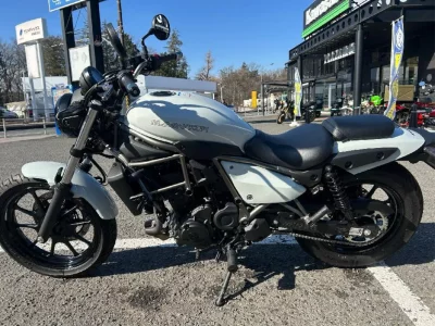 Kawasaki ELIMINATOR 400-1