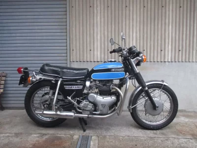 Kawasaki W3