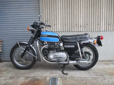 Kawasaki W3