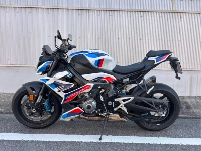 BMW BMW M1000R