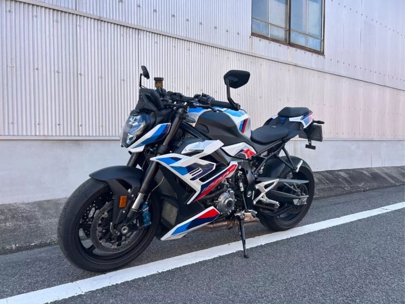 BMW BMW M1000R