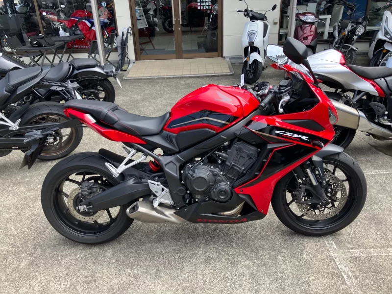 Honda CBR650R