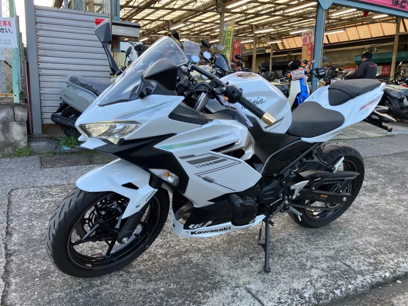 Kawasaki Ninja 400