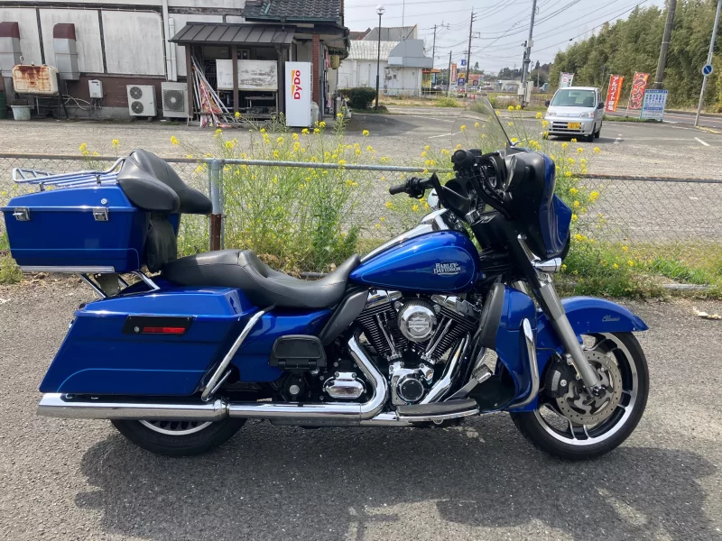 Harley-Davidson HARLEY FLHTC