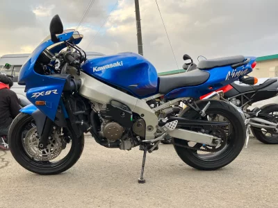 Kawasaki ZX-9R