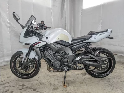 Yamaha FZ-1 FEATHER