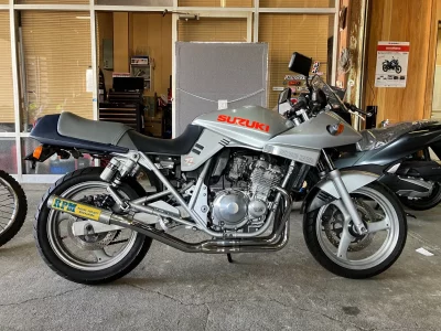 Suzuki GSX250 KATANA