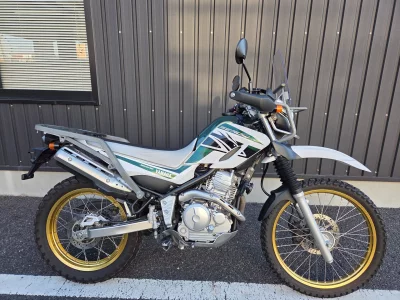 Yamaha SEROW 250