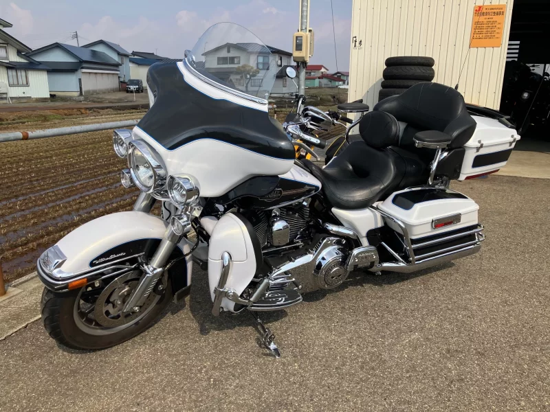 Harley-Davidson HARLEY FLHTCU1580-1690