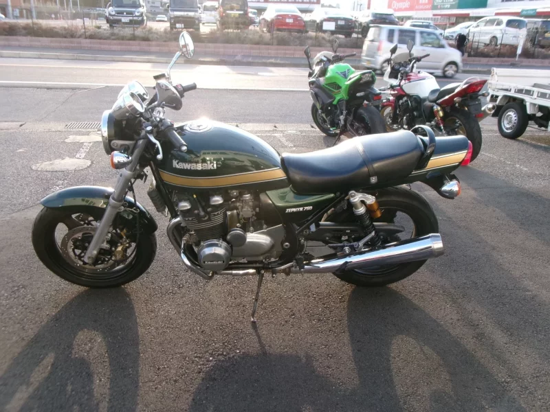 Kawasaki ZEPHYR750