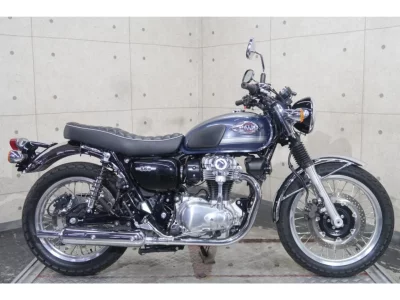 Kawasaki W800 2023