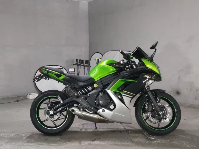 Kawasaki NINJA400