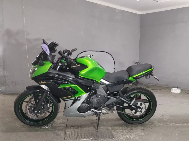 Kawasaki NINJA400