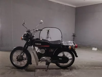 Yamaha YB50