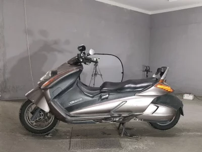 Suzuki GEMMA250