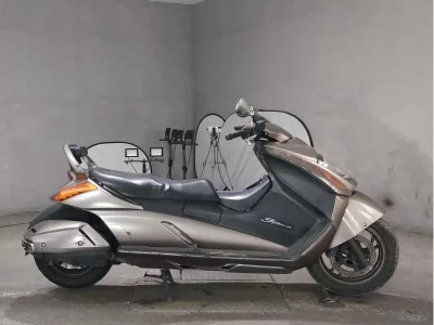 Suzuki GEMMA250