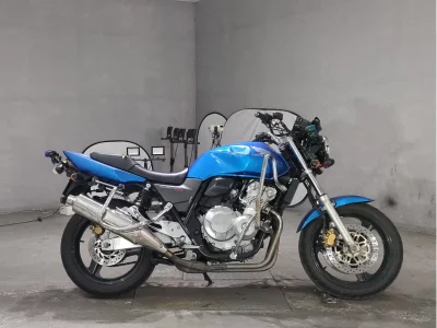 Honda CB400SF TRAINING CAR