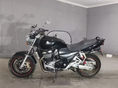 Suzuki GSX1400