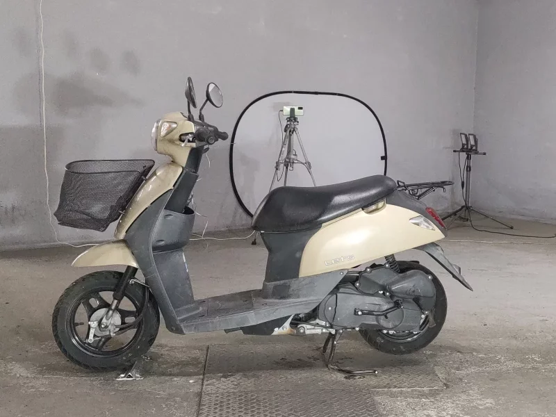 Suzuki LET S