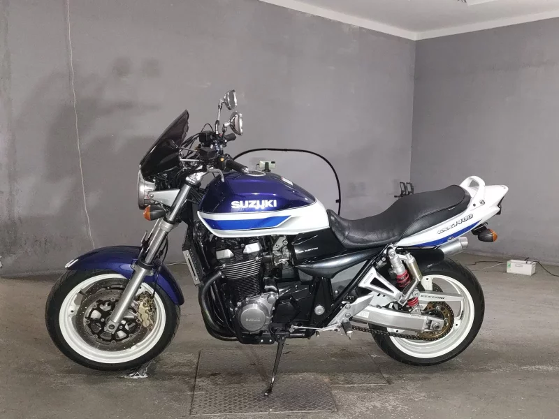 Suzuki GSX1400