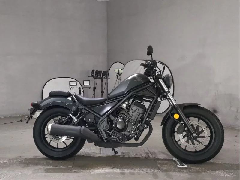 Honda REBEL