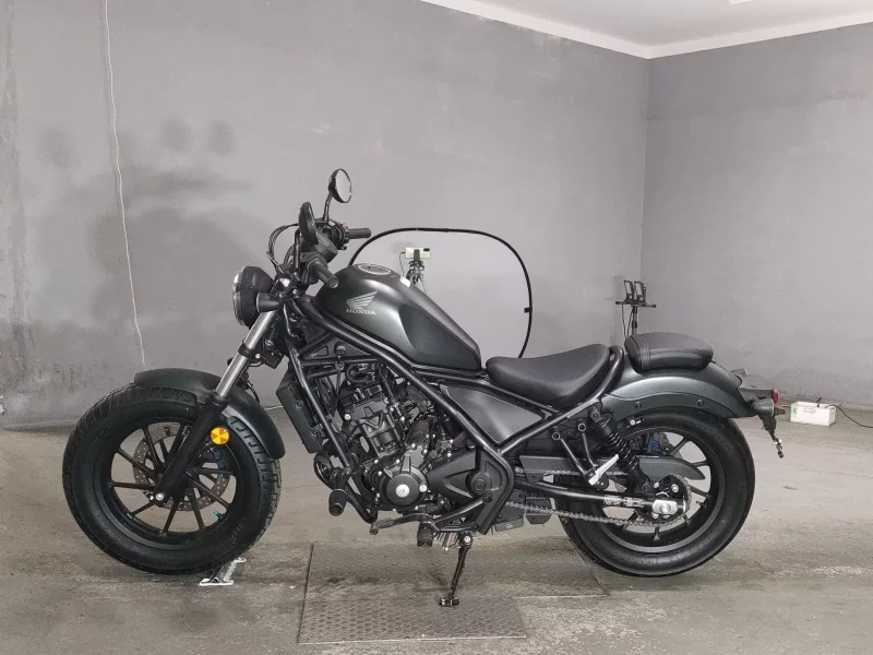 Honda REBEL