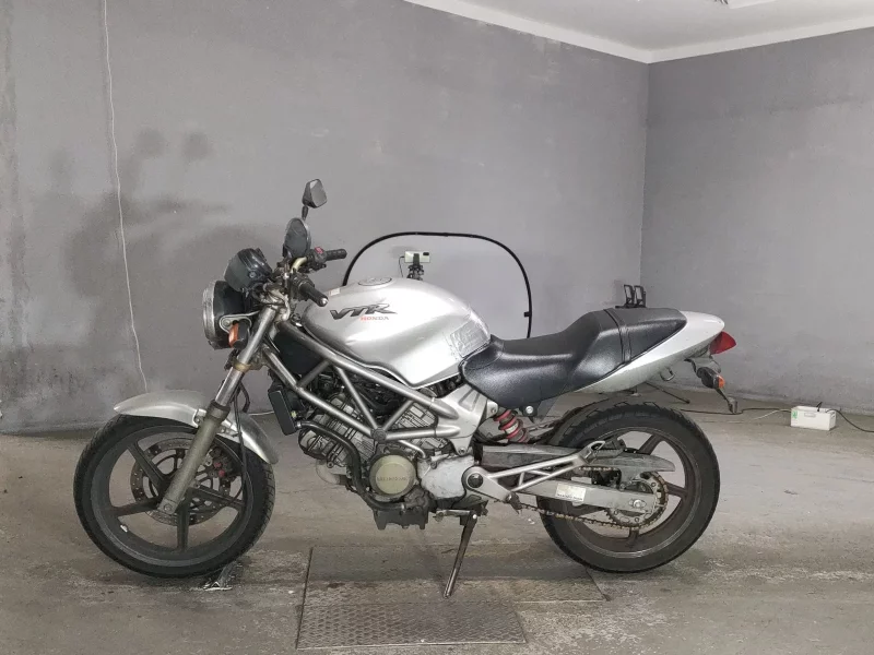 Honda VTR250