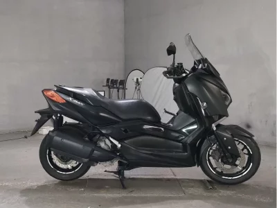 Yamaha X-MAX250