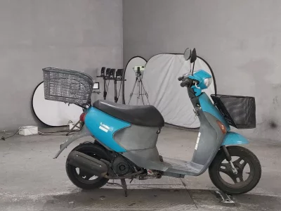Suzuki LET S4