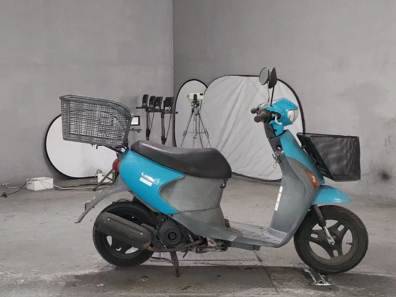 Suzuki LET S4