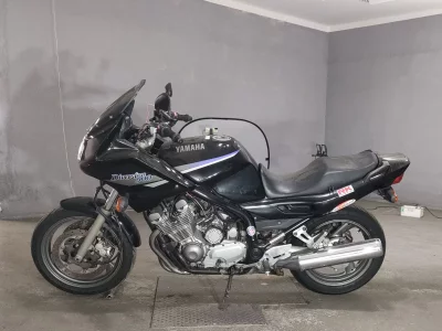 Yamaha XJ900 DIVERSION