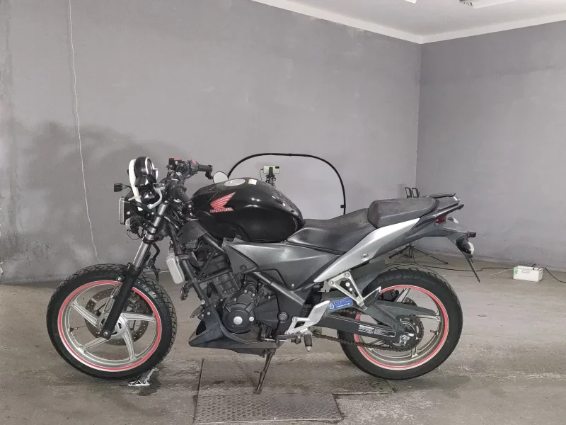 Honda CBR250R
