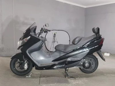 Suzuki SKYWAVE 400S