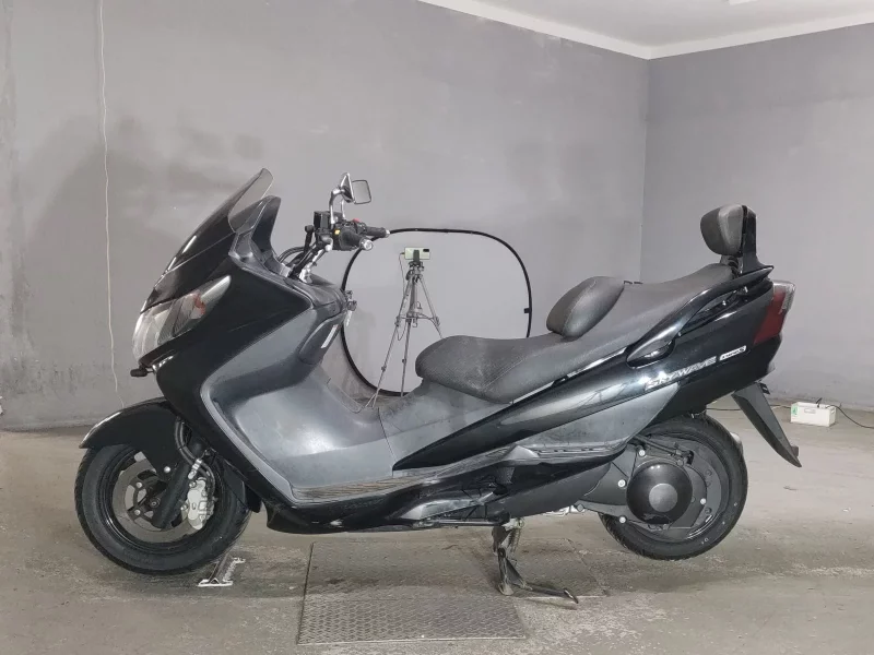 Suzuki SKYWAVE 400S