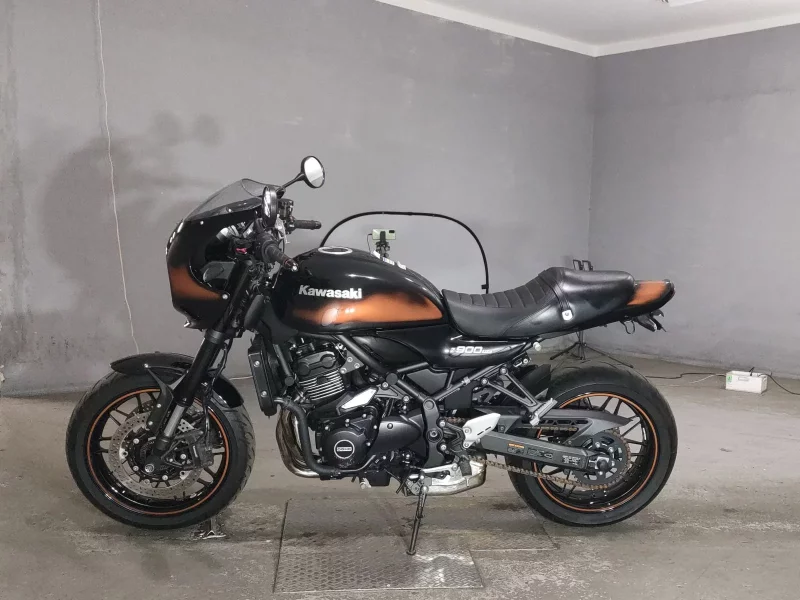 Kawasaki Z900RSKAFE