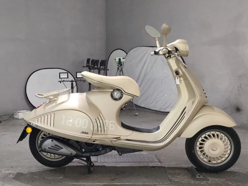 Vespa VESPA 946 DRAGON