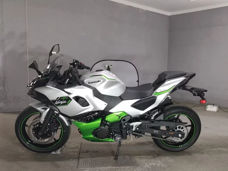 Kawasaki NINJA 7 HYBRID