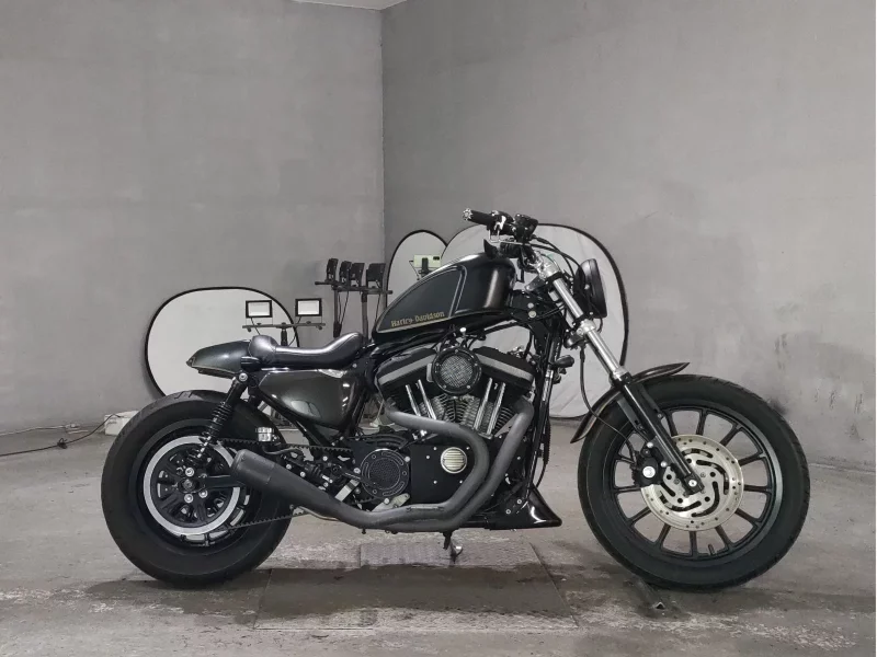 Harley-Davidson HARLEY XL883R