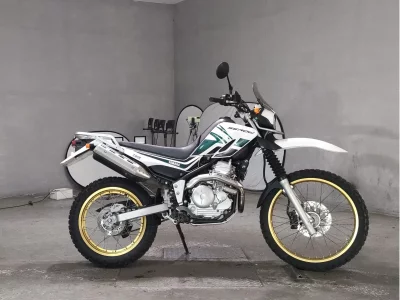 Yamaha SEROW 250