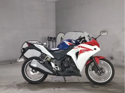 Honda CBR250R