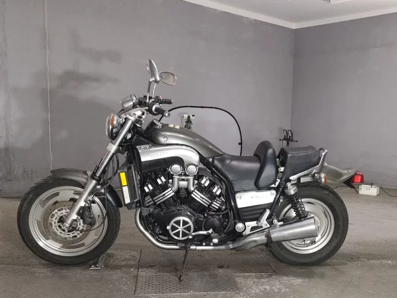 Yamaha V-MAX