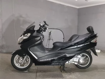 Suzuki SKYWAVE 250