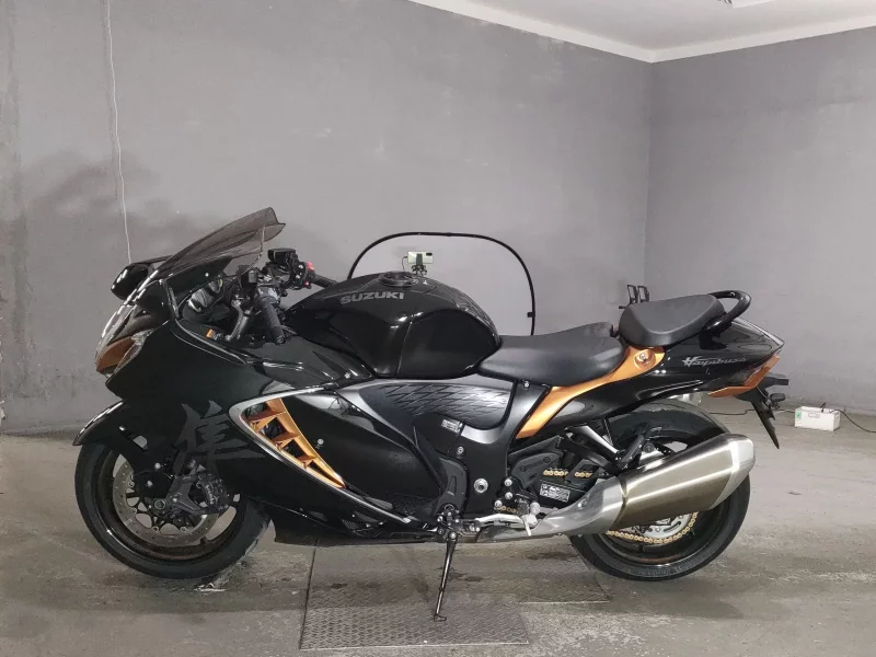 Suzuki GSX1300R HAYABUSA