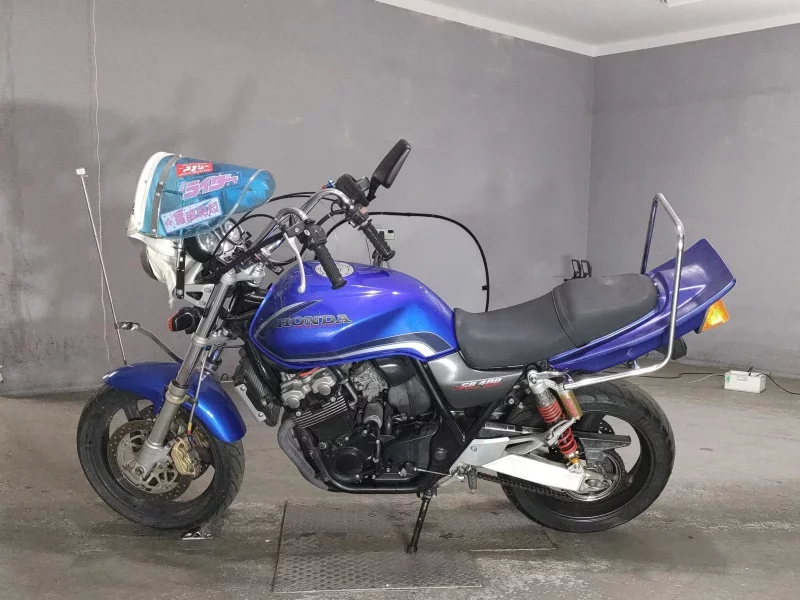Honda CB400SFV-1