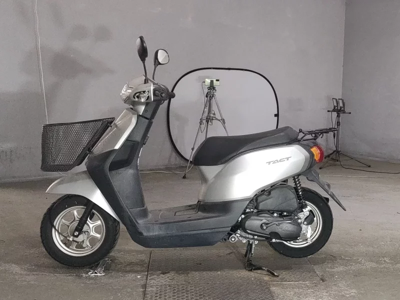 Honda TACT BASIC