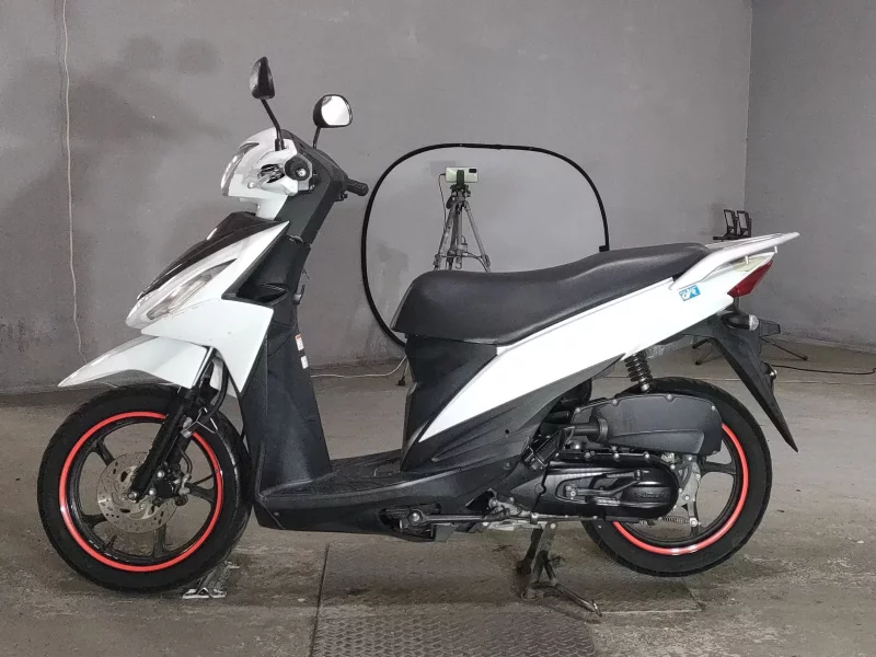 Suzuki ADDRESS V110