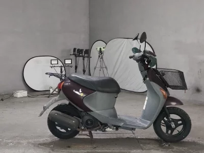 Suzuki LET S4