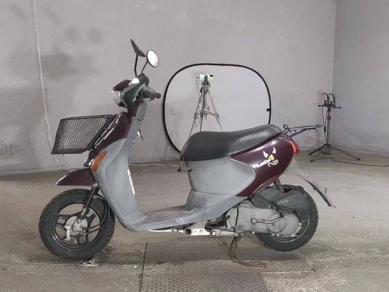 Suzuki LET S4